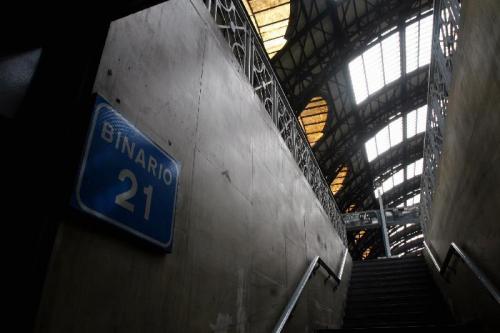 Il binario n. 21 sotto la stazione Centrale di Milano
